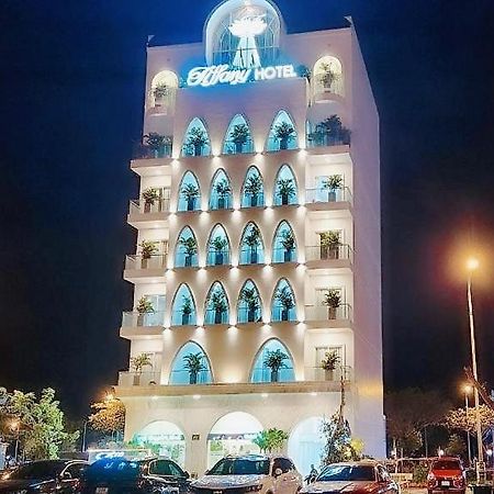 Tiffany Hotel & Restaurant Phan Thiết Extérieur photo