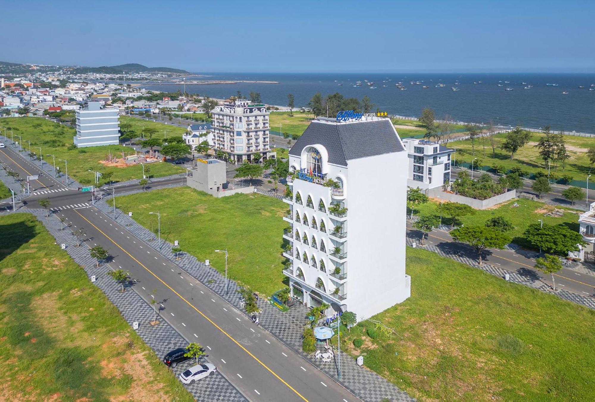 Tiffany Hotel & Restaurant Phan Thiết Extérieur photo