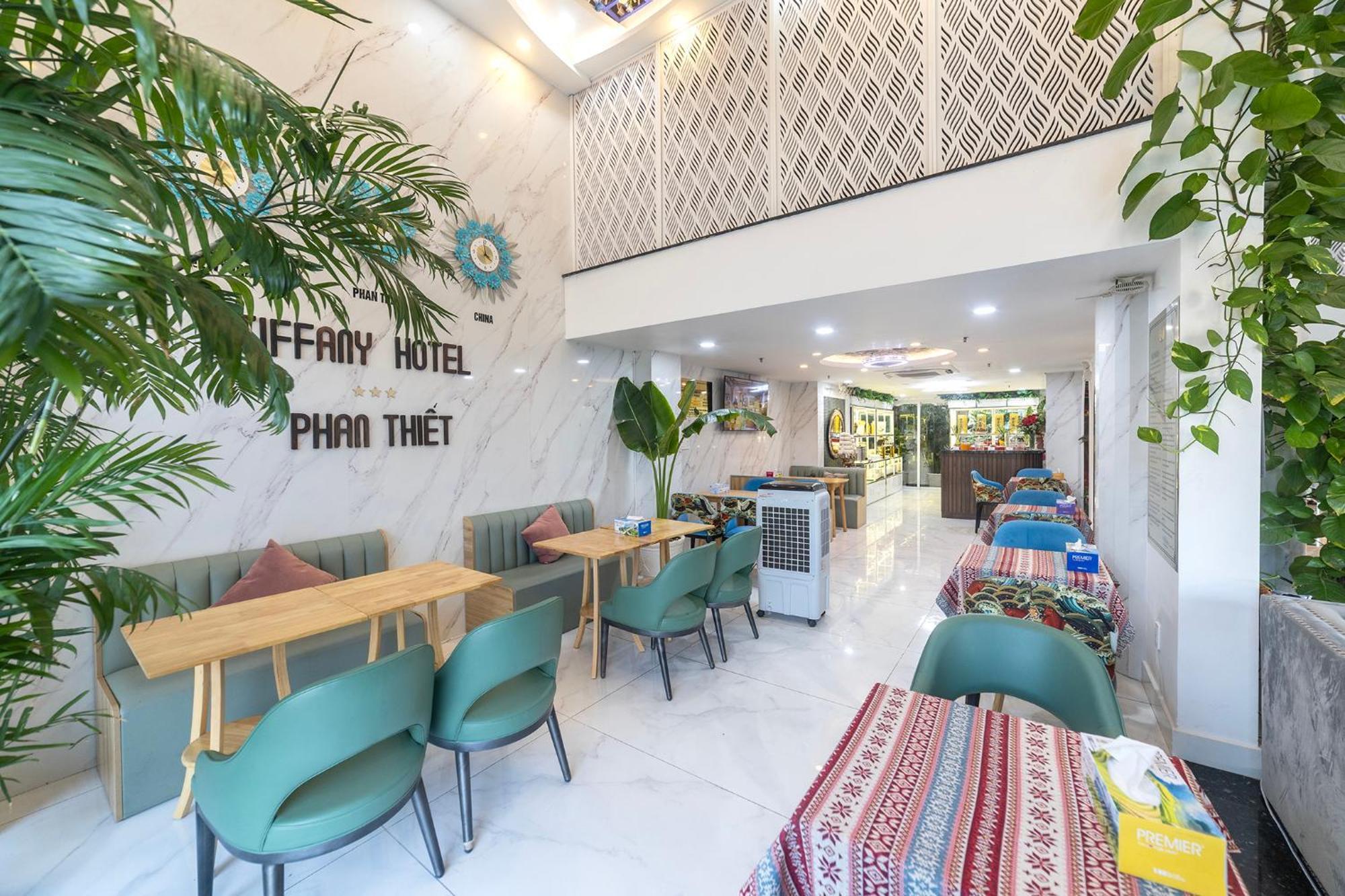 Tiffany Hotel & Restaurant Phan Thiết Extérieur photo