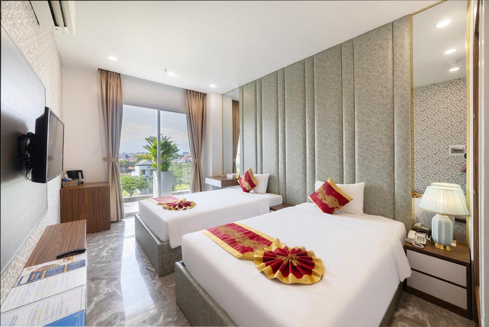 Tiffany Hotel & Restaurant Phan Thiết Extérieur photo