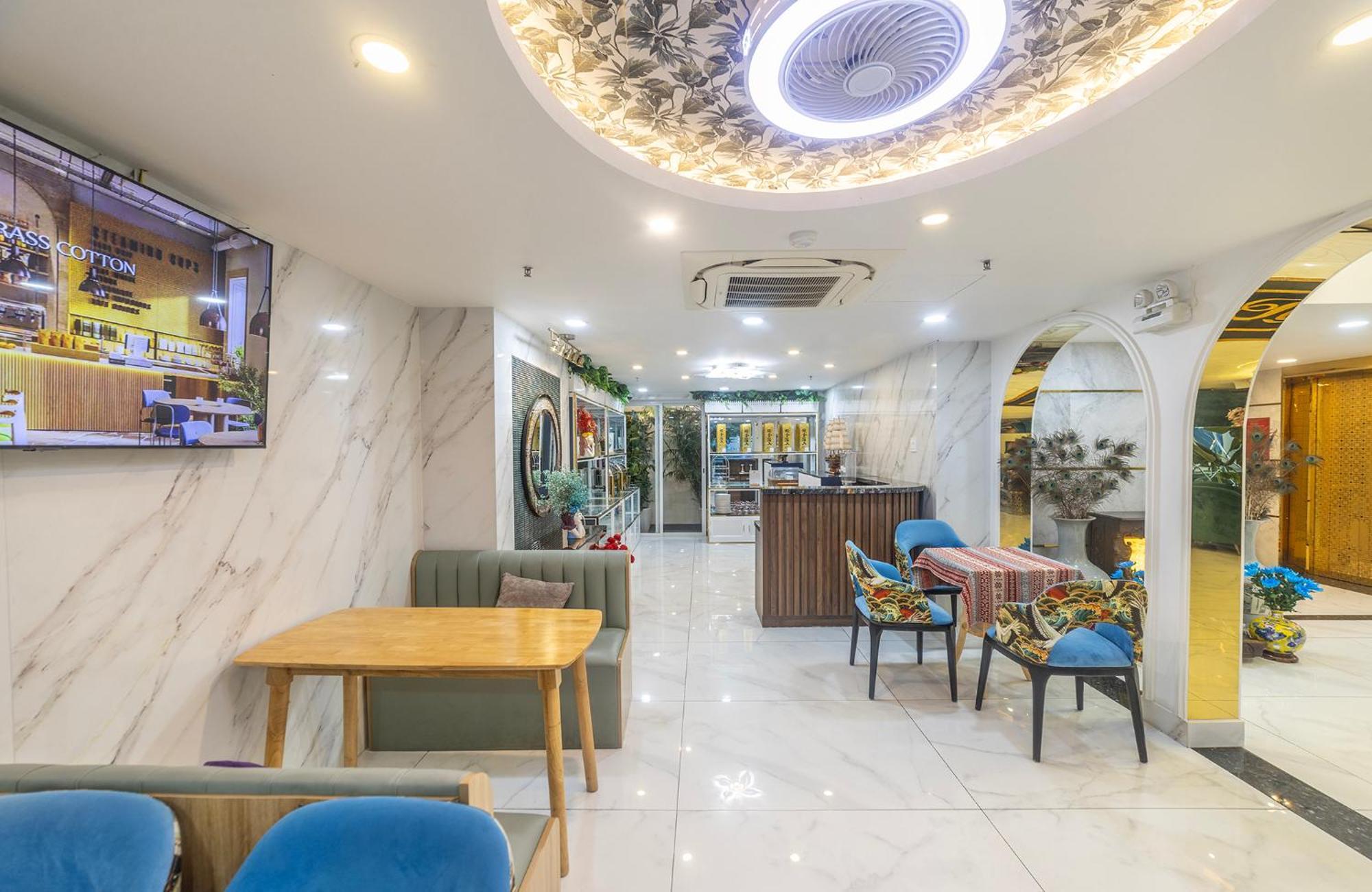 Tiffany Hotel & Restaurant Phan Thiết Extérieur photo
